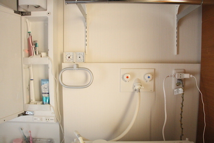 賃貸住宅の狭い洗面室。わが家の電動ハブラシ収納お見せします