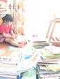 夏休みの子どもの片づけ　〜本棚が本であふれてる！本好きな娘が、自分で考えて選ぶ片づけ〜